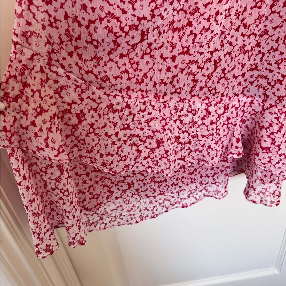LAUREN Ralph Lauren Dress, Size 2P Red with White Flowers Ruffle Skirt - Picture 8 of 13